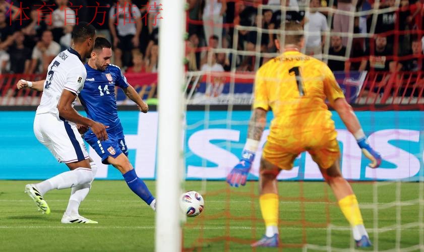世预赛：英格兰2-0取7连胜！塞尔维亚无缘世界杯，阿森纳双星破门